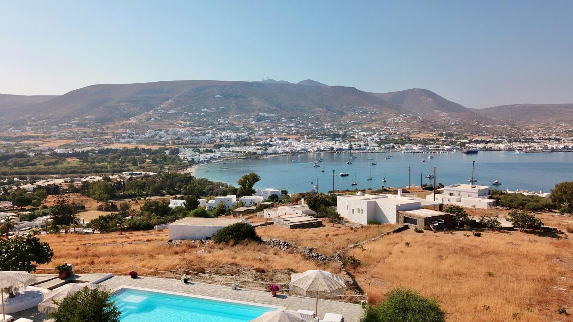 Blue Bay Heliolithos Hotel Parikia  Bagian luar foto
